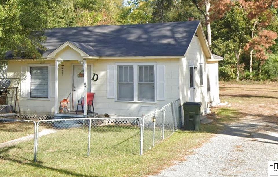 1st image of 107 Bancroft Blvd