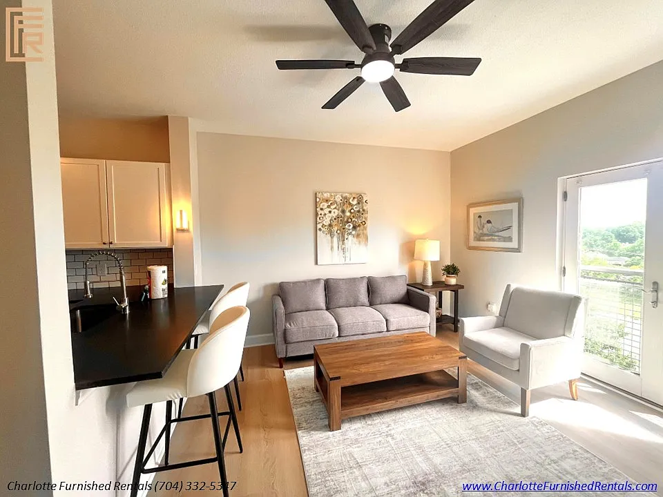 1 bed, 590 sqft, $3,500 — Photo 3