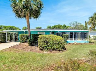 2416 Vindale Rd, Tavares, FL 32778