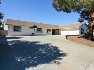 447 Makin Ave, Palmdale, CA 93551