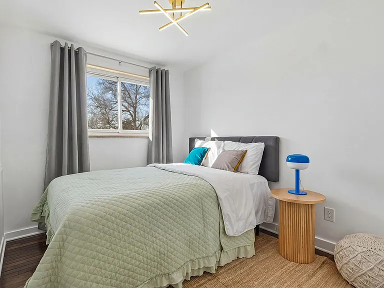 215 McMasters Dr — Photo 18