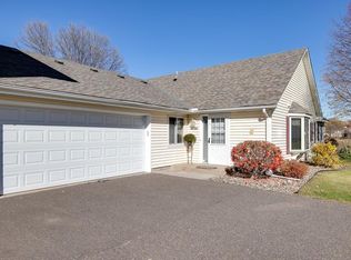 3730 Gershwin Ln N, Oakdale, MN 55128