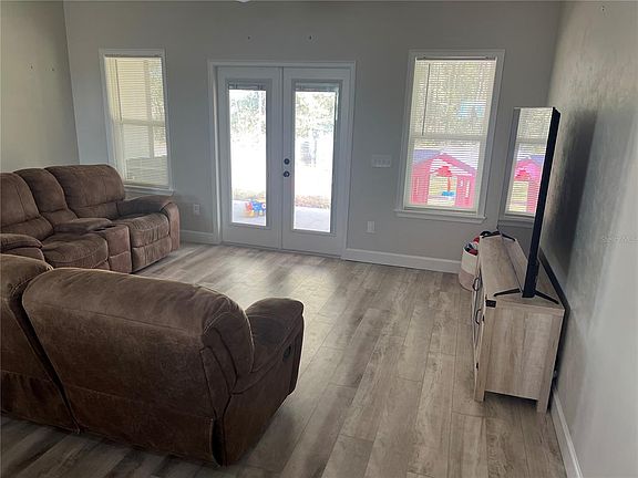 4th image of 7746 SE 70th Ave
