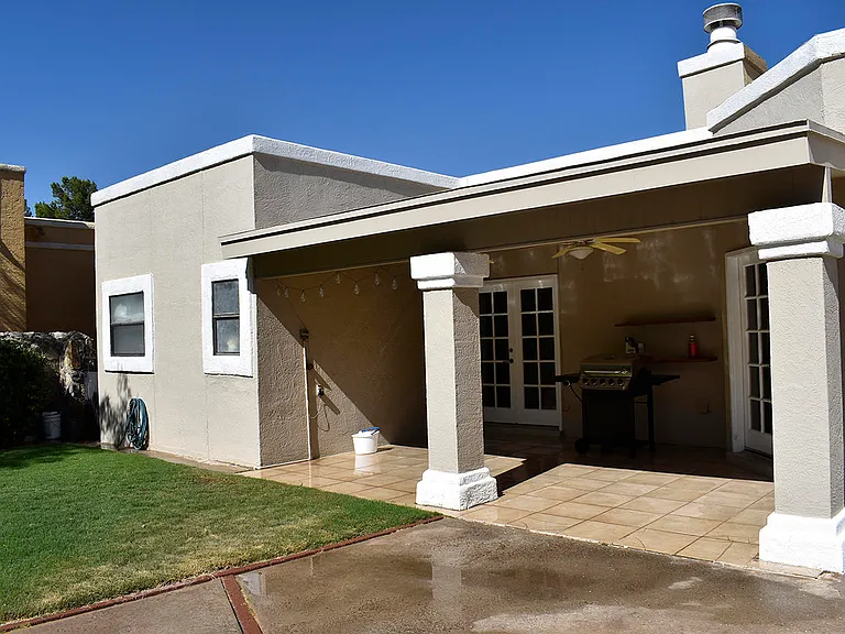 824 Via Descanso Ln — Photo 20