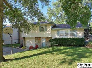 5624 N 96th St, Omaha, NE 68134