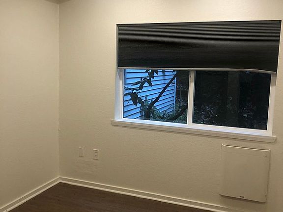 5th image of 5211 213th Pl SW APT 1