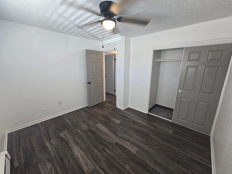 1936 Vinewood Ln — Photo 10