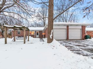 2108 Austin Dr, Springfield, IL 62704