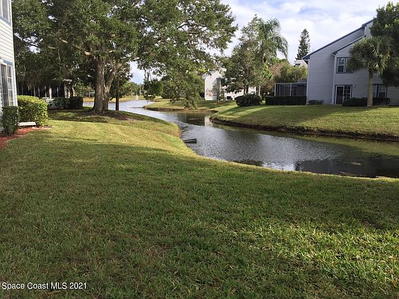 5th image of 4900 Lake Waterford Way W #2111
