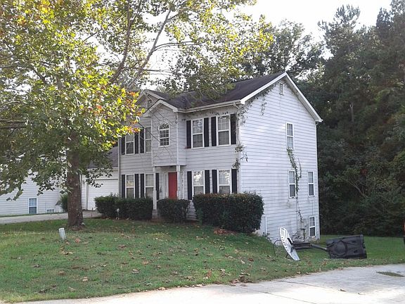 3rd image of 3001 Winding Grove Dr