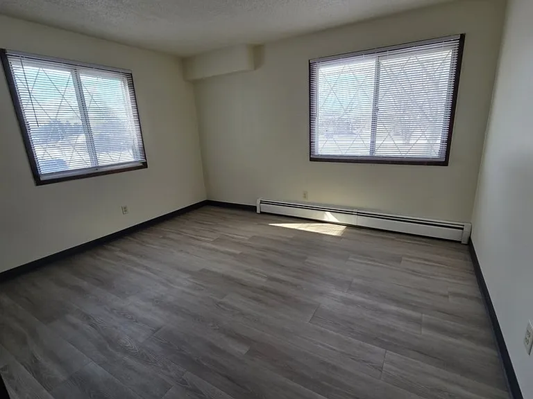 187 S National Ave #11 — Photo 7