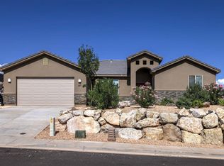 311 E 920 N, Hurricane, UT 84737