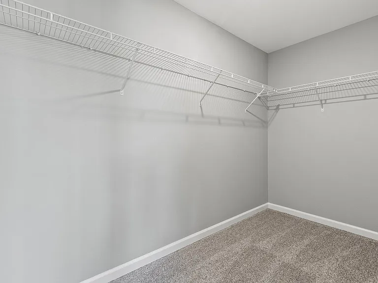 8084 Driftwood Loop — Photo 16
