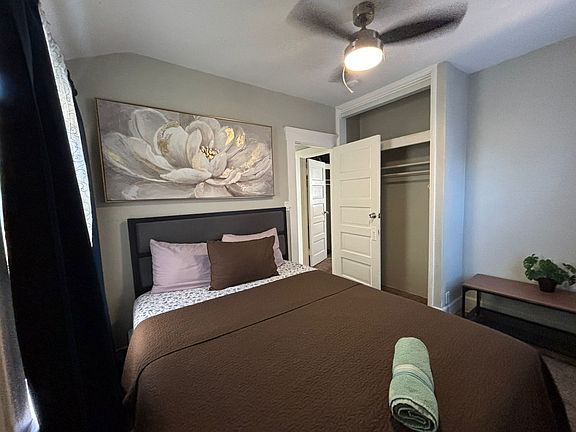 3rd image of 549 17th St #549