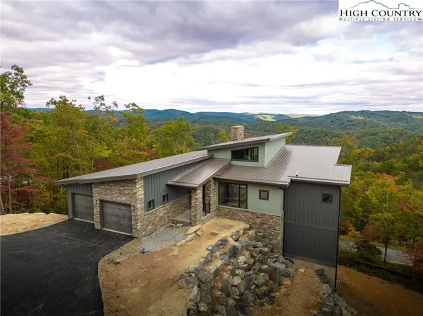 140 Lobelia Lane, Boone, NC 28607
