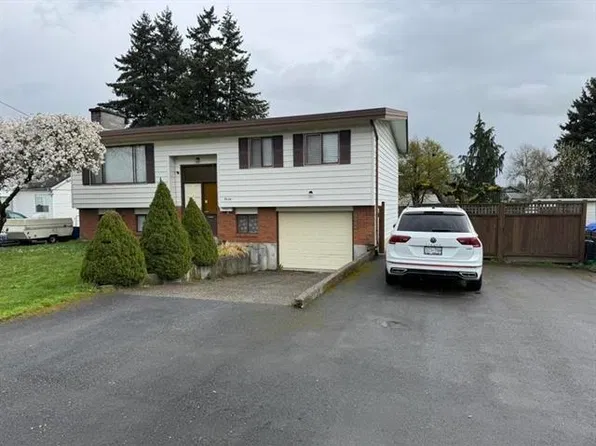 9250 McNaught Rd, Chilliwack, BC V2P 6E6