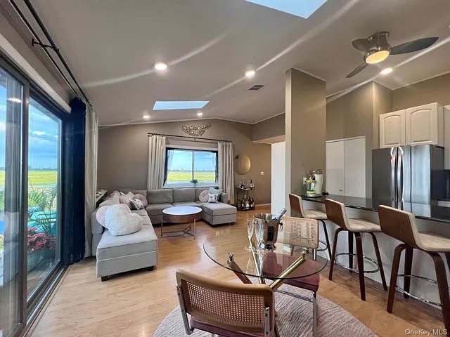 1 bed, 1.0 bath, 800 sqft, $3,450 — Photo 4