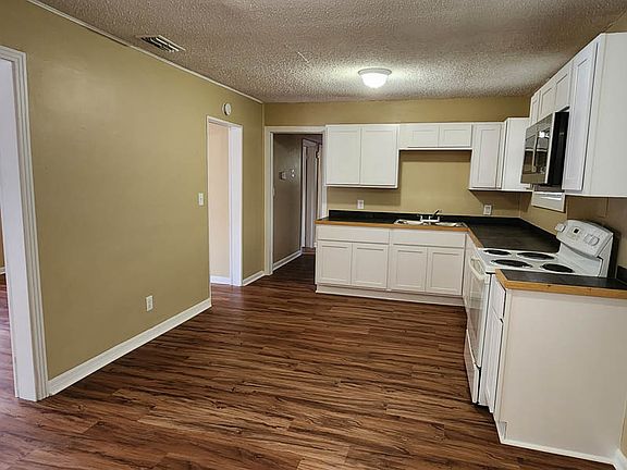 2nd image of 3521 Spires Ave