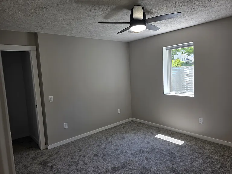 232 Maple Ave — Photo 18