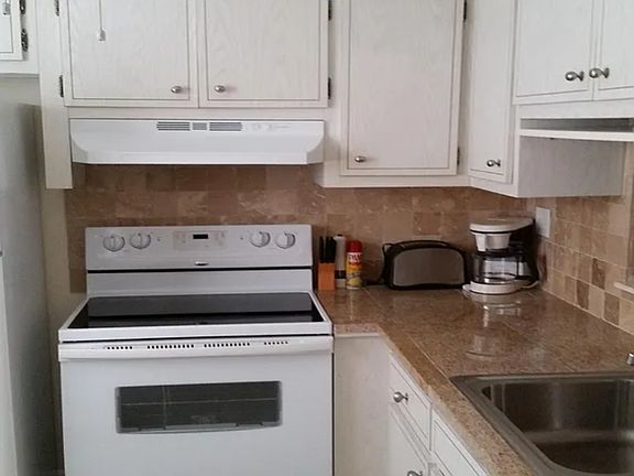 4th image of 5061 W Oakland Park Blvd #206