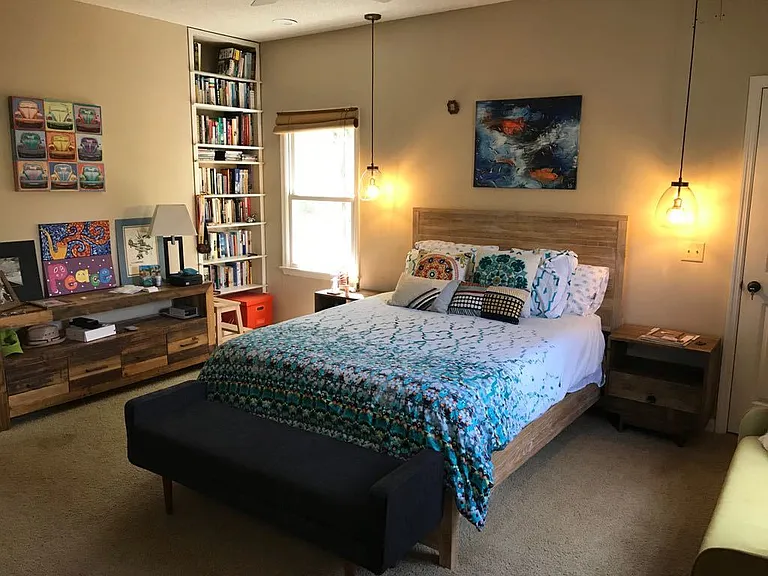 380 Butternut Dr — Photo 3