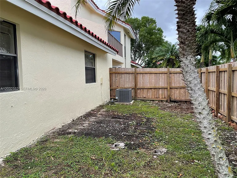 1511 San Remo Cir #1511 — Photo 21