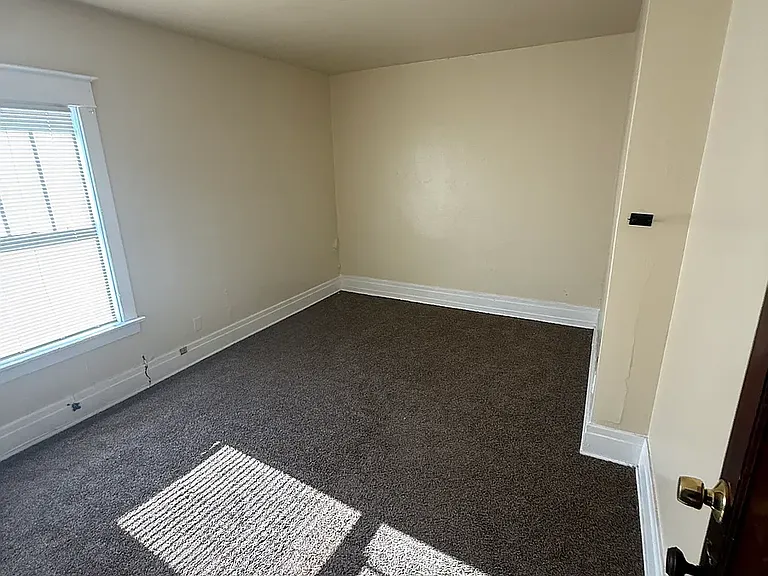 2053 Genesee St #3 — Photo 12