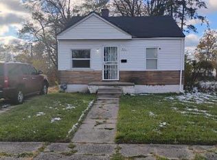 9011 Heyden St, Detroit, MI 48228