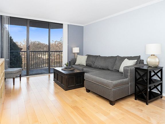 2nd image of 509 Aurora Ave Unit 113