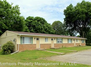 1007 23rd St APT 3, Vienna, WV 26105