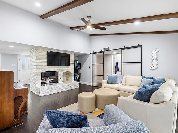 2nd image of 7830 La Sobrina Dr
