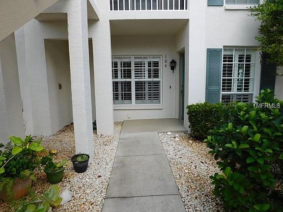 2nd image of 310 Lynbrook Cir Unit 104