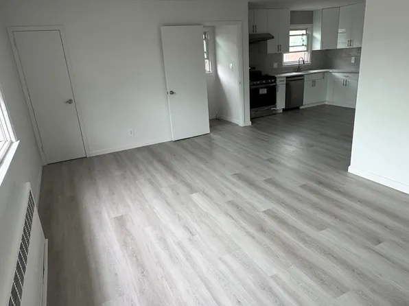 4366 159th St, Flushing, NY