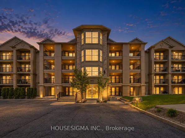 1471 Maple Ave #112, Milton, ON L9T 0B4