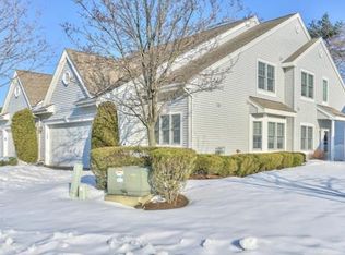 4 Breckenridge Ln, Monroe Township, NJ 08831