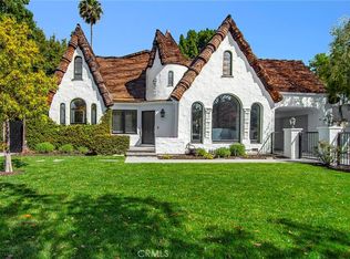 15433 Valley Vista Blvd, Sherman Oaks, CA 91403