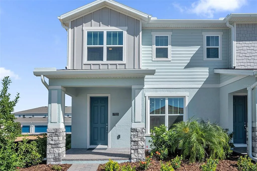3 bed, 2.5 bath, 1644 sqft, $2,850 — Photo 1