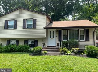 7032 Canyon Dr, Capitol Heights, MD 20743