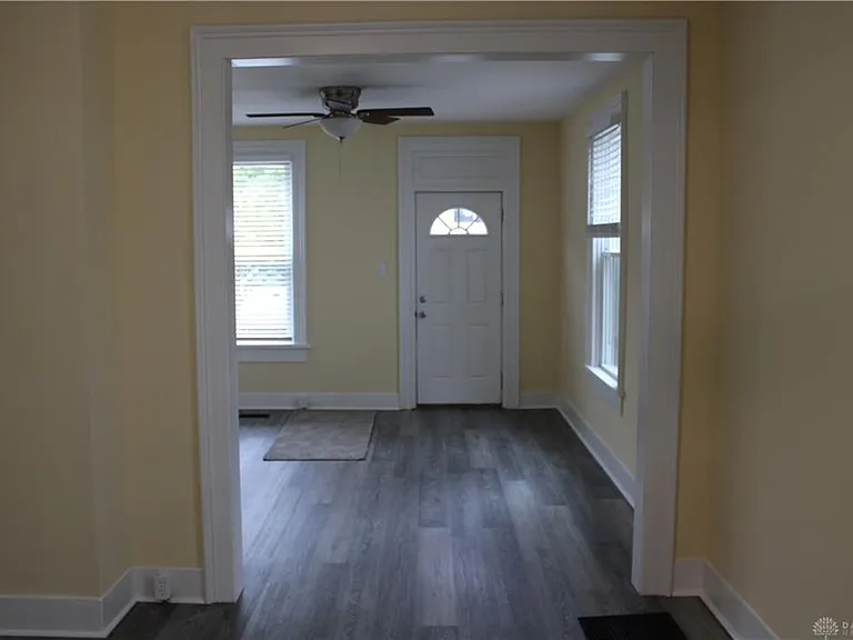 243 Oak St — Photo 18