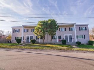 1670 Dominion Dr, Akron, OH 44313