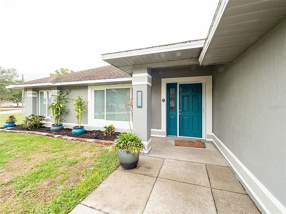 4th image of 125 Battlegrove Dr