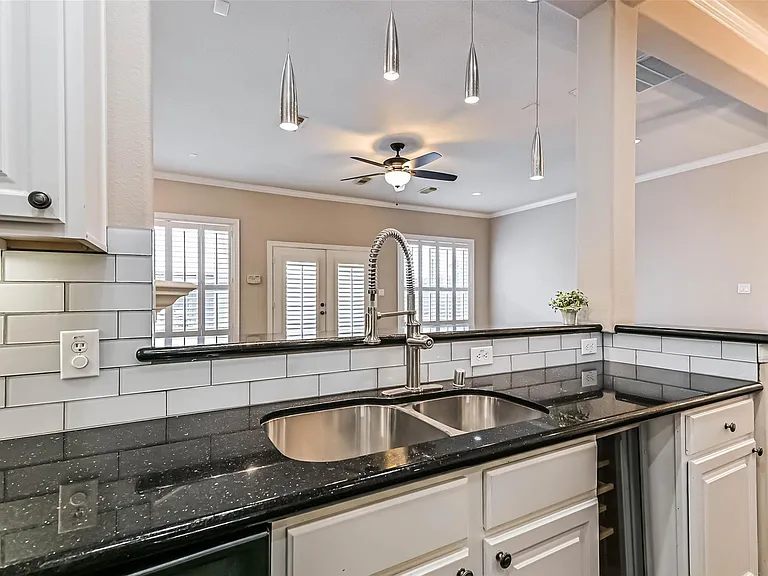 5453 Fairdale Ln — Photo 6