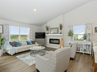 1110 Bel Aire Ct, Waukee, IA 50263