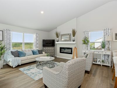 1110 Bel Aire Ct, Waukee, IA, 50263