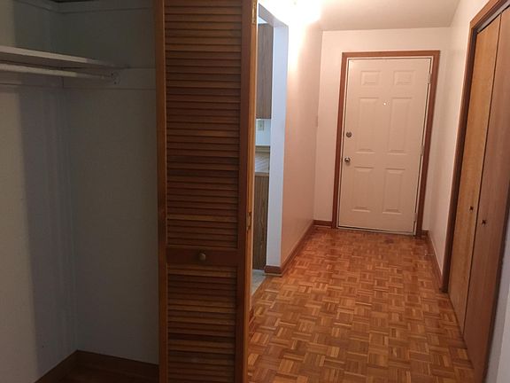 5th image of 5548 Appletree Cir