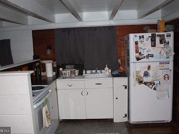 3rd image of 248 Heavener Rd