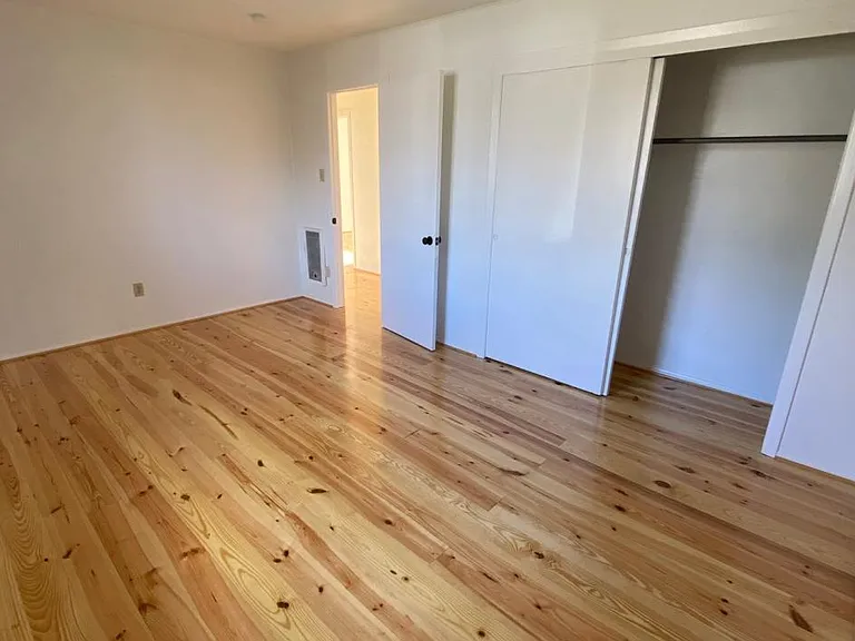 724 Hatcher Cir — Photo 4