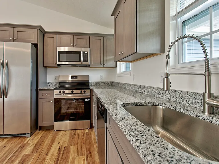 128 Kelly Dr — Photo 7