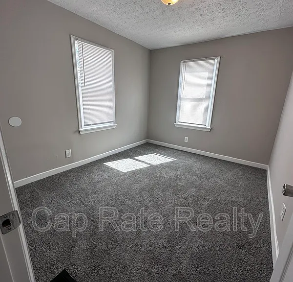 2359 McGuffey Rd — Photo 22