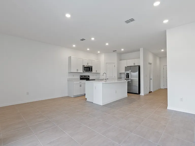 2128 Hallier Cv — Photo 7
